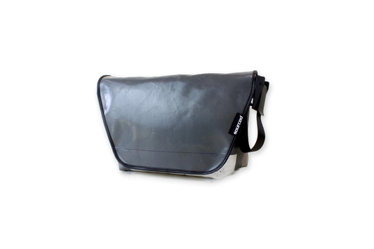Messenger (M)