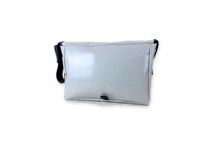 Messenger (L)