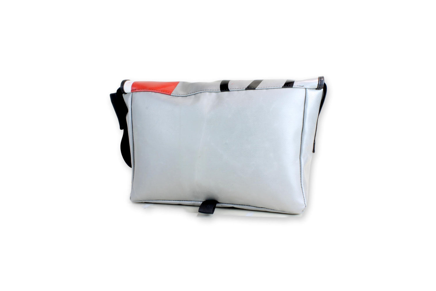 Messenger (M)